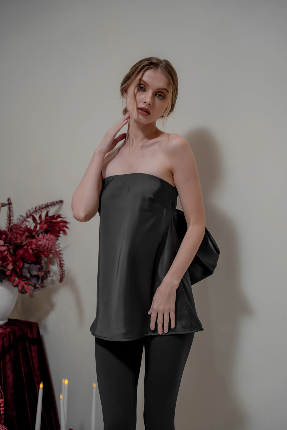 CALISTA DRESS Strapless Mini Dress with Bow Back (Black Silk Creoe)