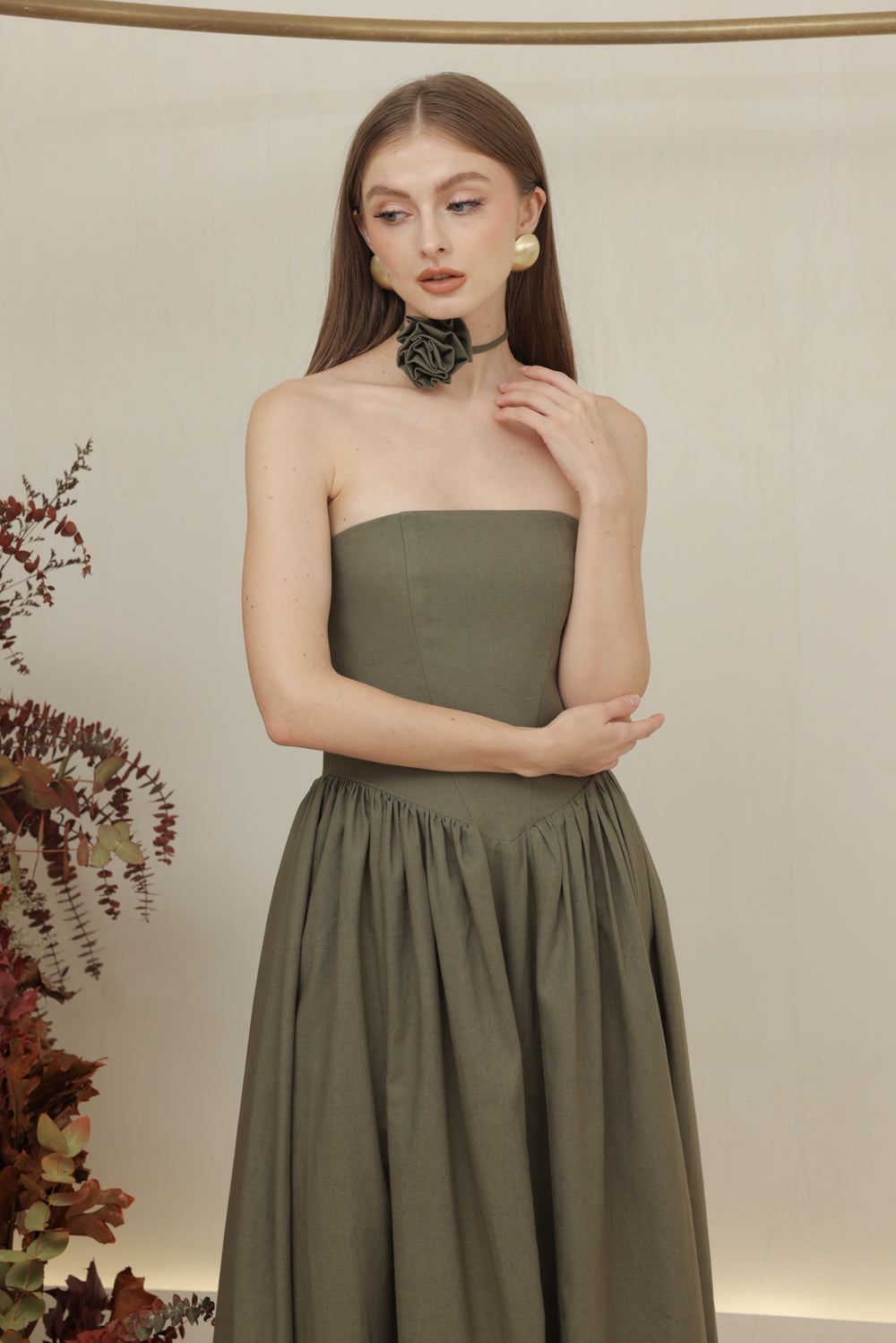 COCO DRESS Strapless Baroque Style Waist Midi Dress with Floral Neckpiece (Olive Linen)
