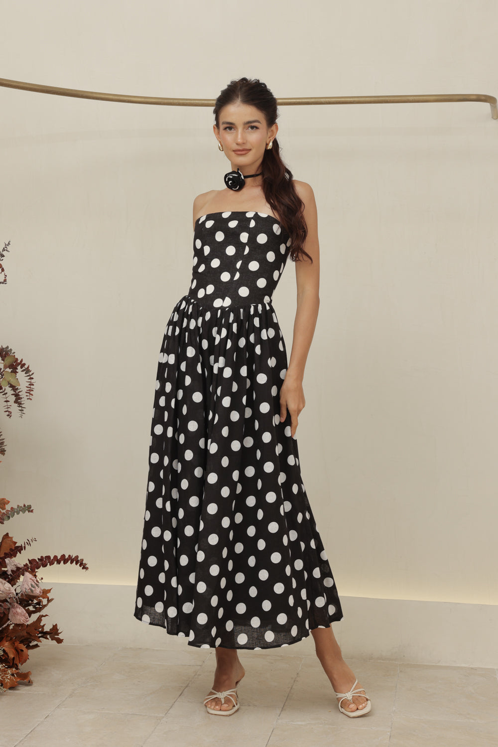 COCO DRESS Strapless Baroque Style Waist Midi Dress with Floral Neckpiece (Black Polkadot)