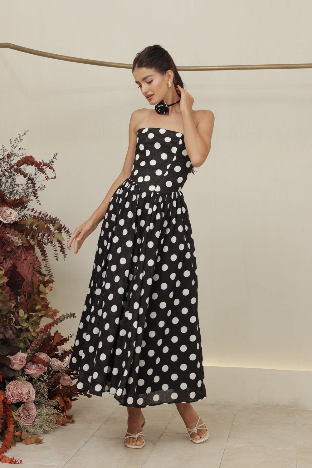 COCO DRESS Strapless Baroque Style Waist Midi Dress with Floral Neckpiece (Black Polkadot)