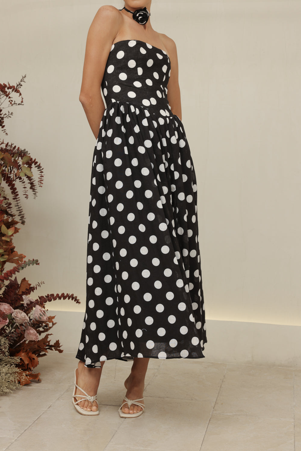 COCO DRESS Strapless Baroque Style Waist Midi Dress with Floral Neckpiece (Black Polkadot)
