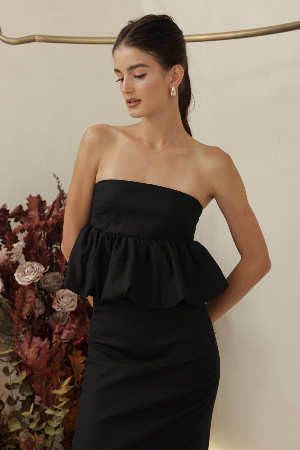 BIJOU DRESS Strapless Peplum Top and Pencil Skirt (Black Linen)