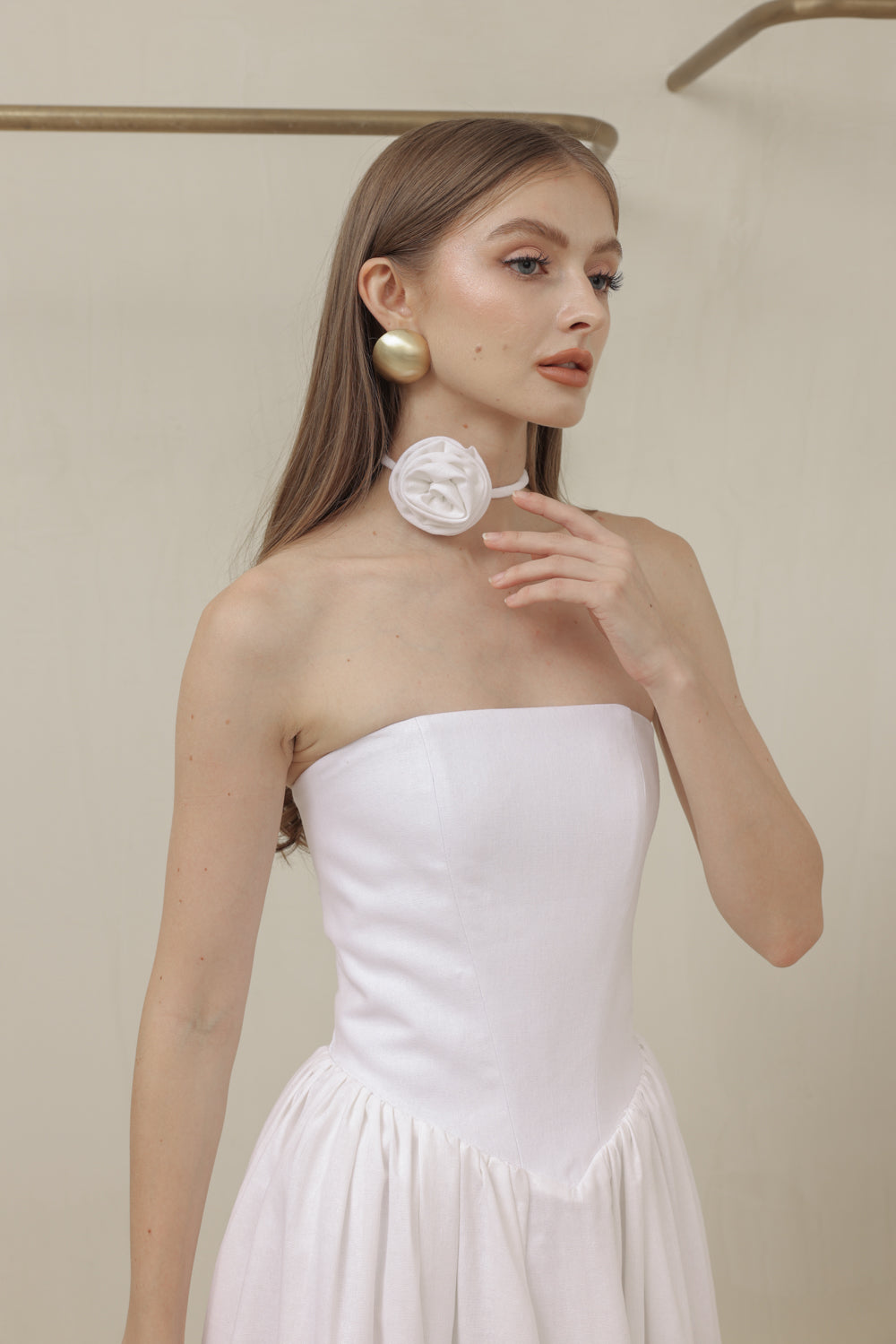 CAPUCINE DRESS Strapless Baroque Style Waist Maxi Dress with Floral Neckpiece (White Linen)