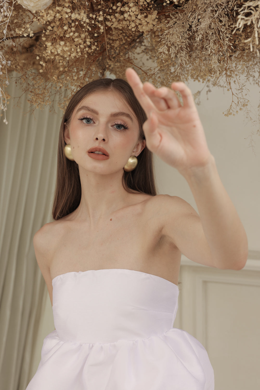 EMBER DRESS Strapless Peplum Top and Pencil (White Gazaar)