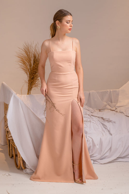 FIRST-1000x1500_0006_Zoo_S19_L0031_018