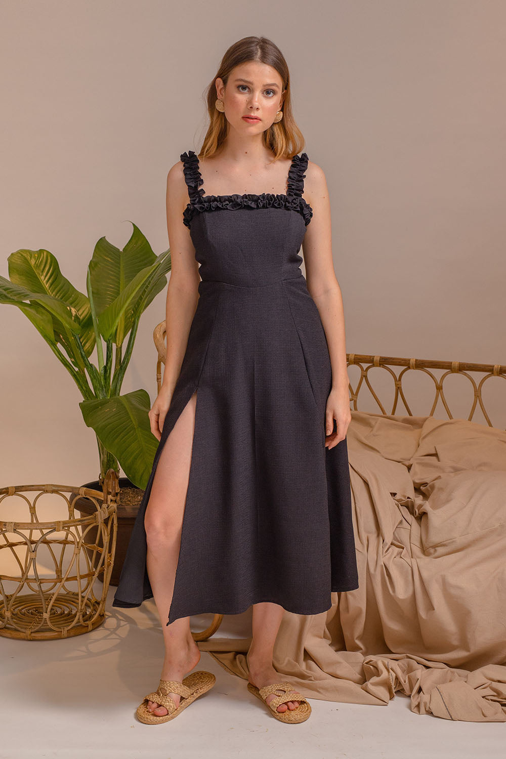 FIRST-1000x1500_Zoo_S19_L0054_003