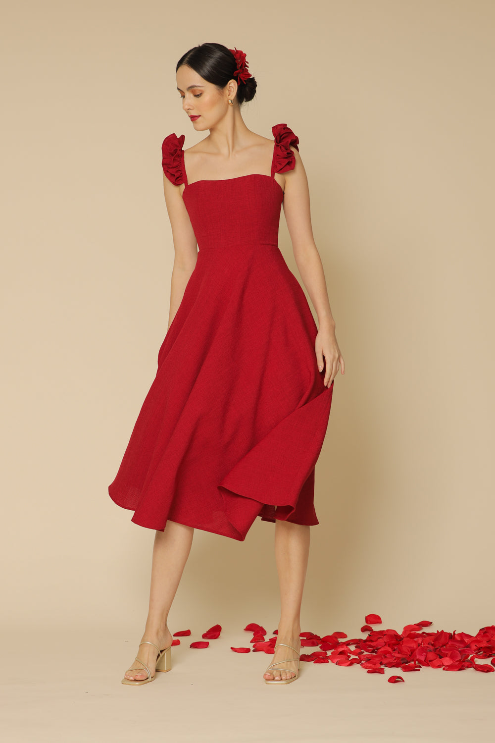 ALONDRA Semi Sweetheart Ruffle Sleeve Midi Dress with Pockets (Maroon Linen)