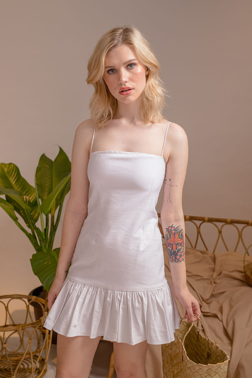 PUEBLA Ruffled Hem Mini Dress with Strappy Straight Cut Neckline (Whit –  Zoo Label