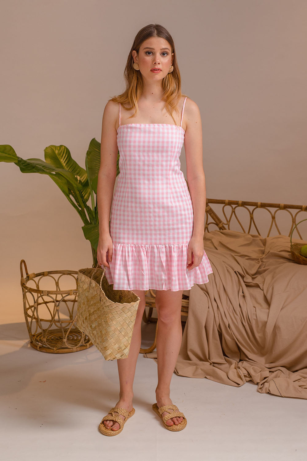 first-1000x1500_0007_Zoo_S19_L0066_001