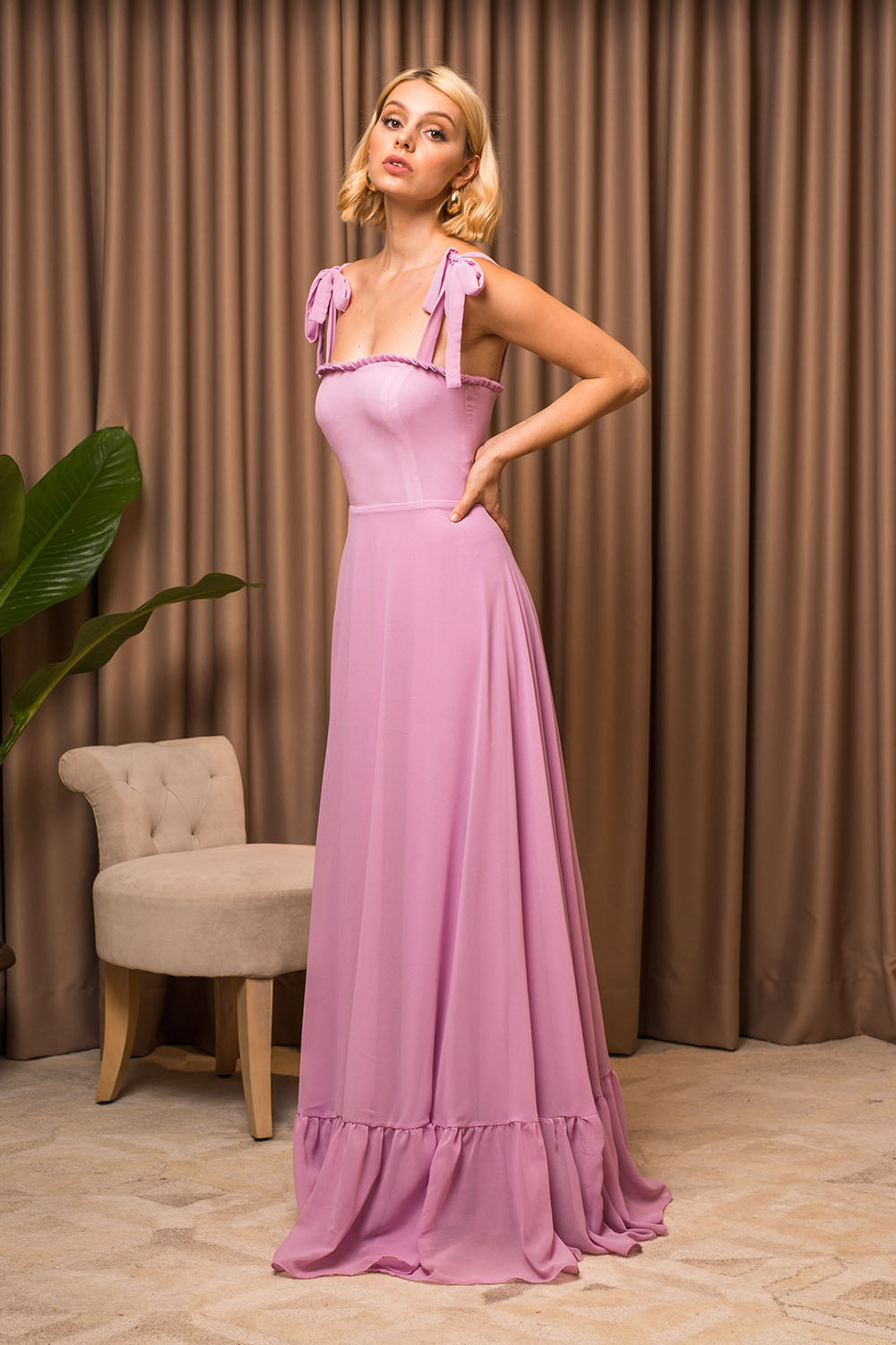 first-1000x1500_Zoo_HOL18_L004_007