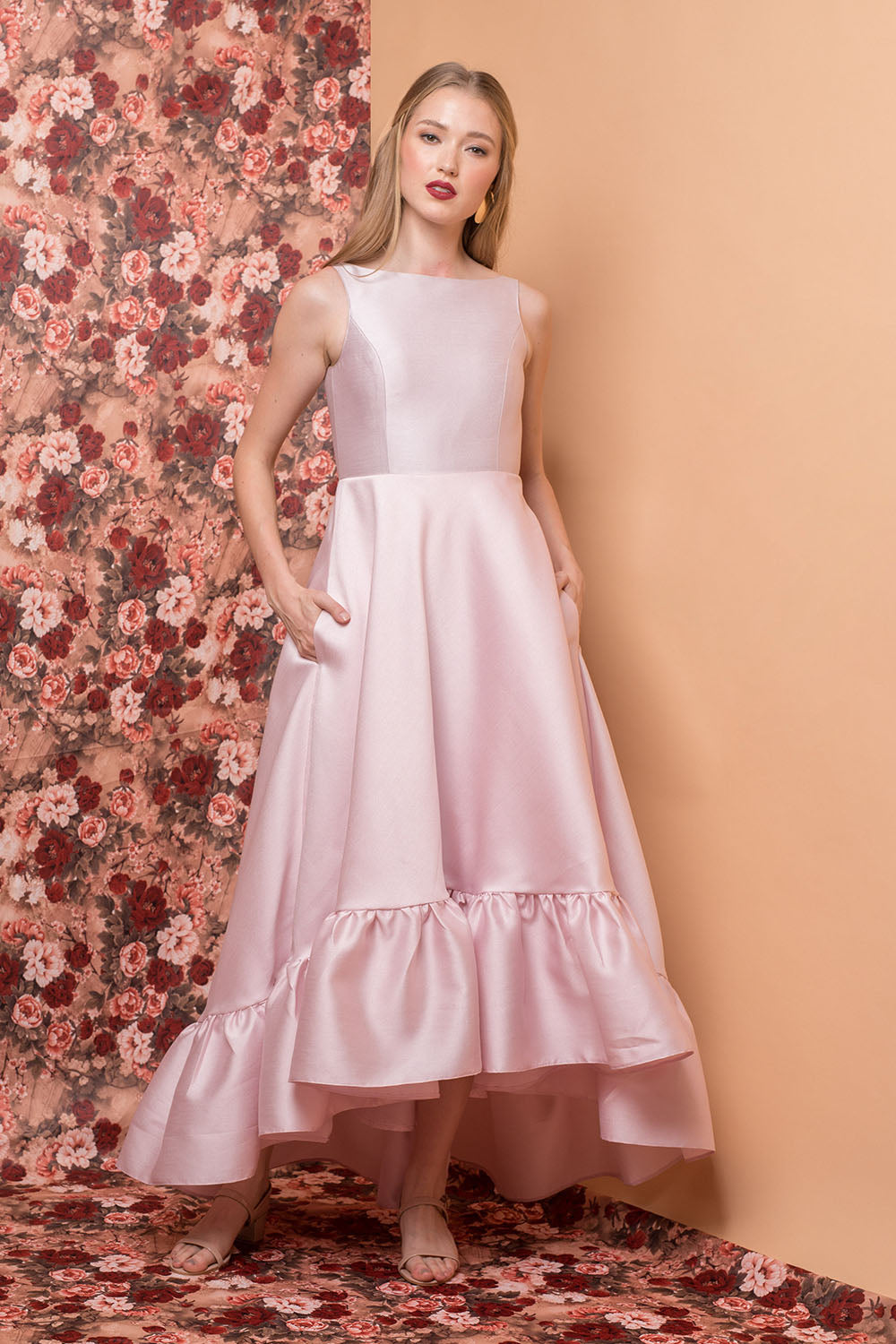 first-1000x1500_Zoo_HOL18_L066_004