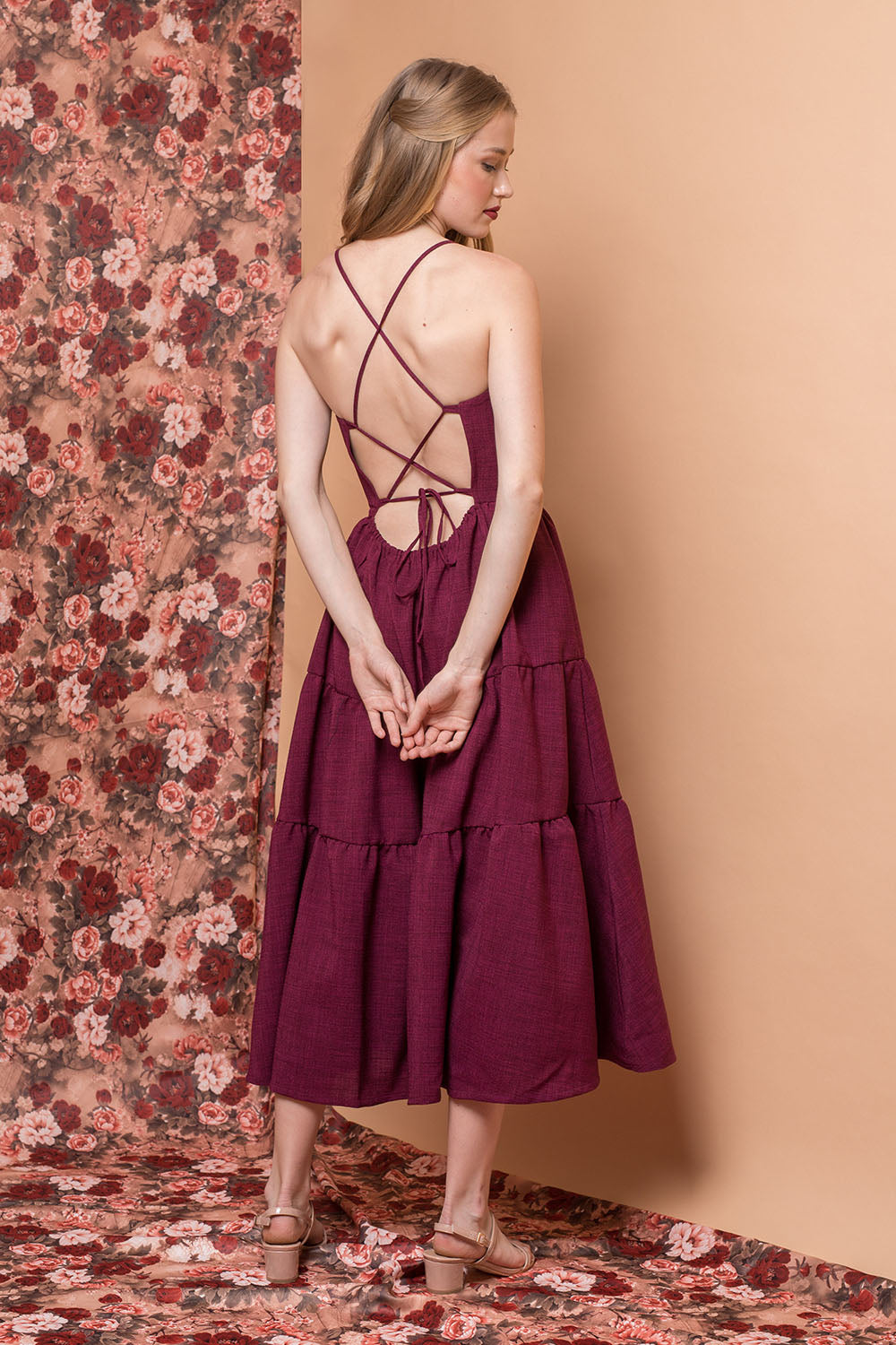 first-1000x1500_Zoo_HOL18_L071_007