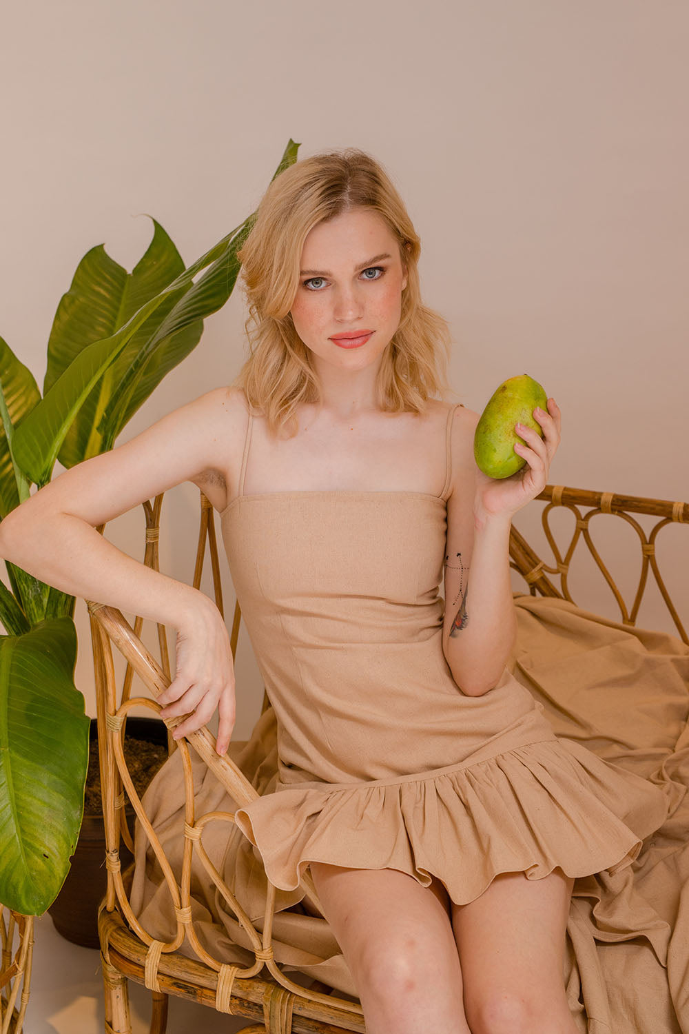 sec-1000x1500_0000_Zoo_S19_L0067_007