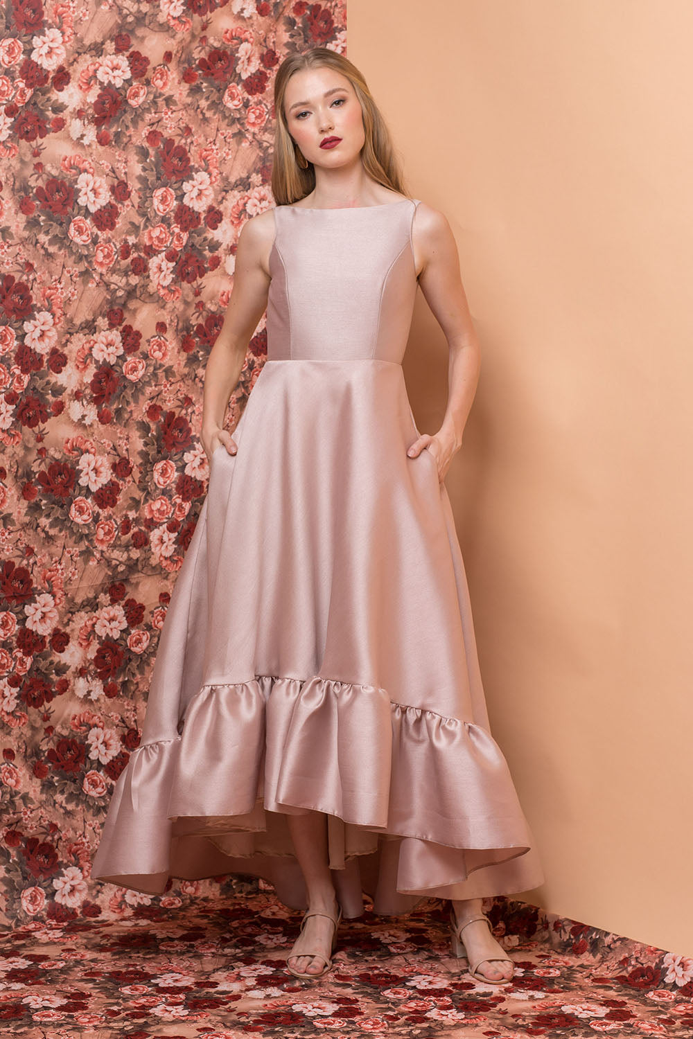 sec-1000x1500_Zoo_HOL18_L064_002