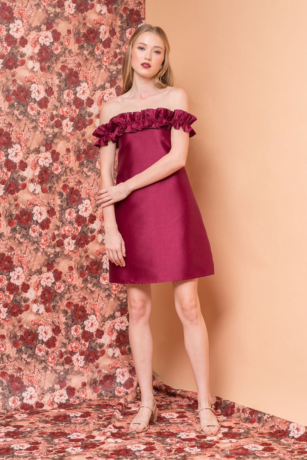 sec-1000x1500_Zoo_HOL18_L067_003