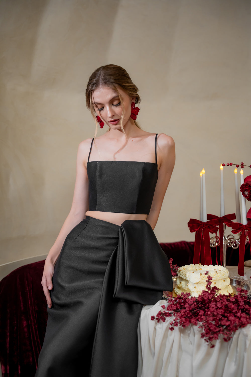 AMBROSIA SET Strappy Top and Side Bow Pencil Skirt (Black Gazaar)