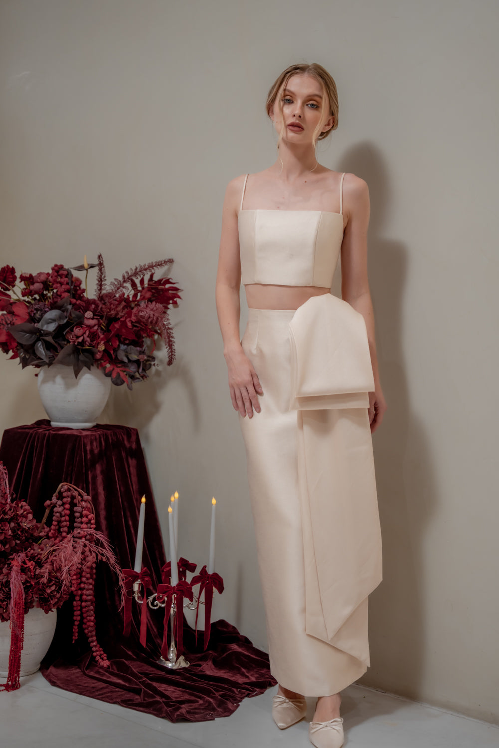 AMBROSIA SET Strappy Top and Side Bow Pencil Skirt (Light Gold Gazaar)