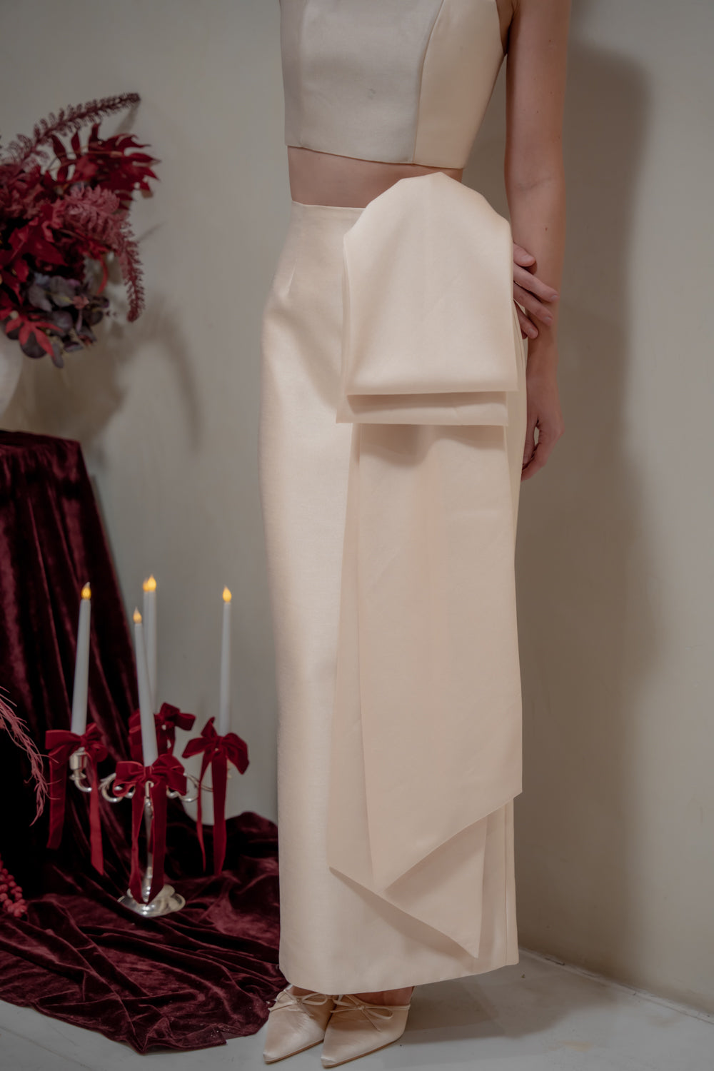 AMBROSIA SET Strappy Top and Side Bow Pencil Skirt (Light Gold Gazaar)