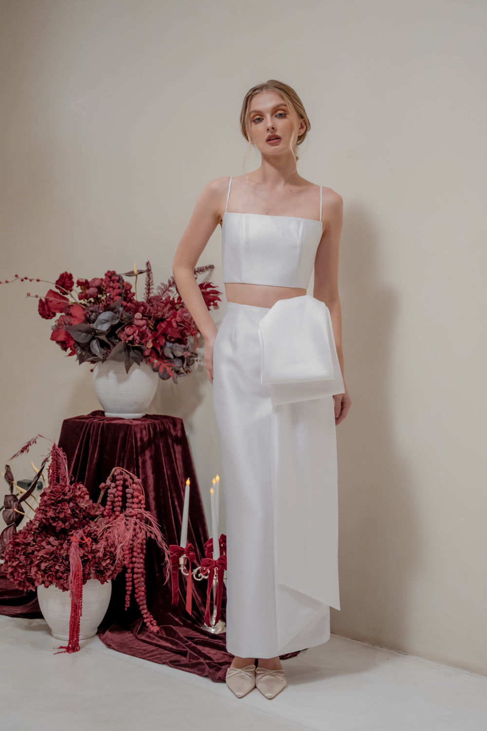 AMBROSIA SET Strappy Top and Side Bow Pencil Skirt (White Gazaar)