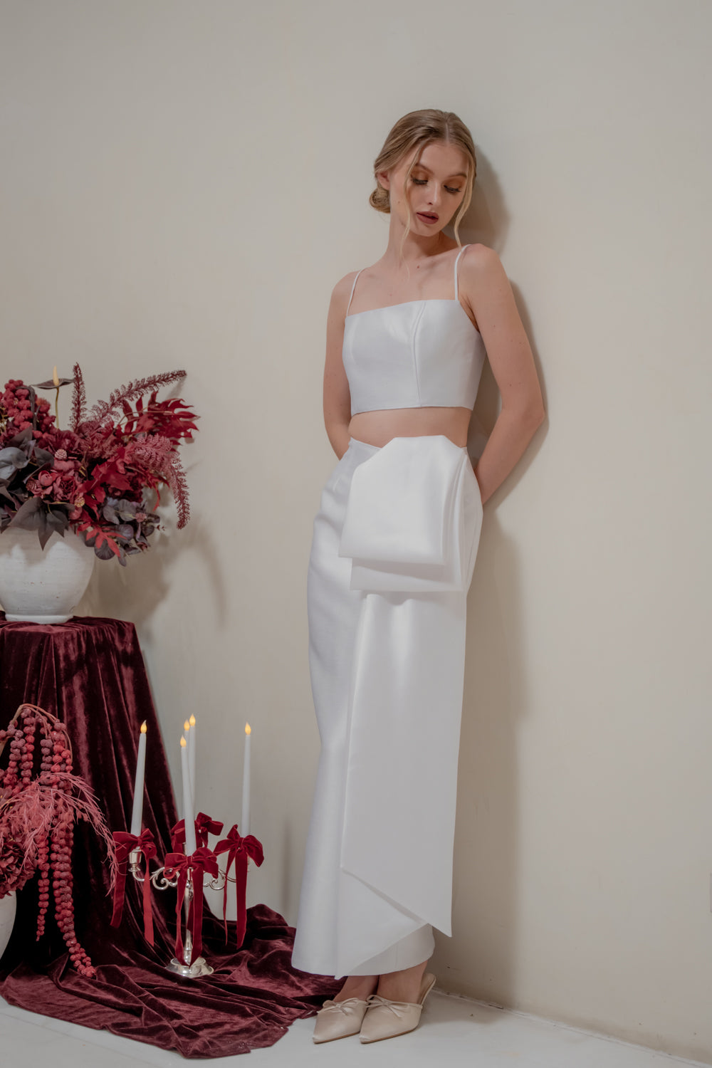 AMBROSIA SET Strappy Top and Side Bow Pencil Skirt (White Gazaar)
