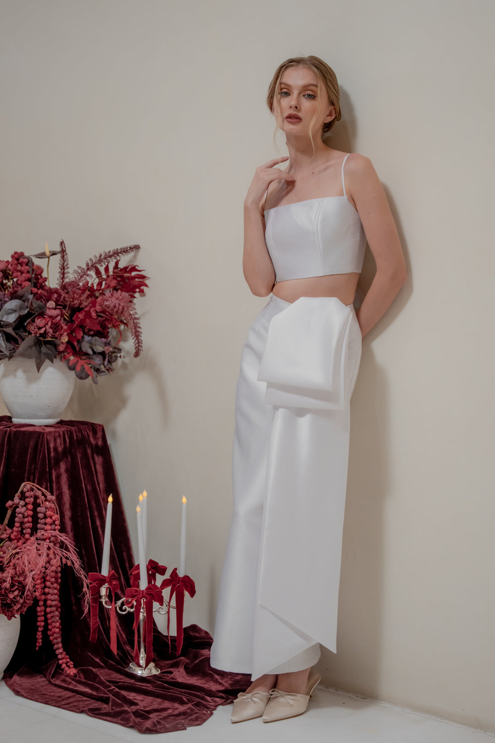 AMBROSIA SET Strappy Top and Side Bow Pencil Skirt (White Gazaar)