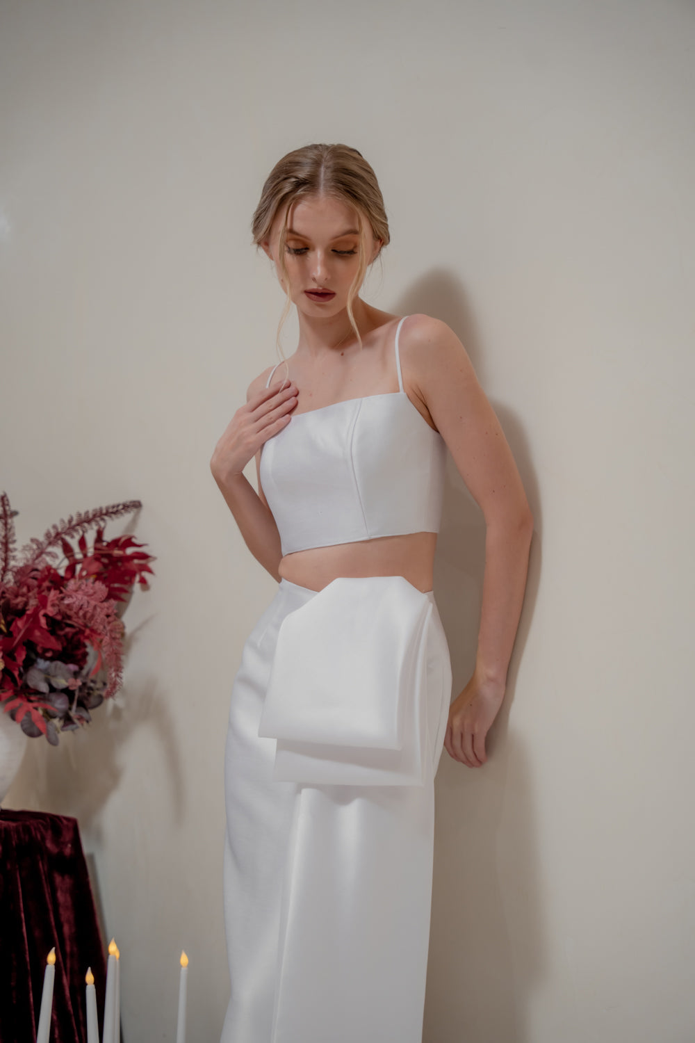 AMBROSIA SET Strappy Top and Side Bow Pencil Skirt (White Gazaar)