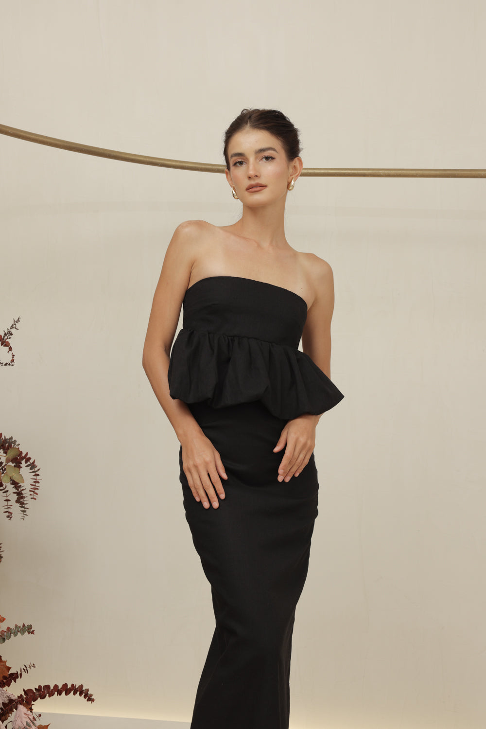 BIJOU DRESS Strapless Peplum Top and Pencil Skirt (Black Linen)