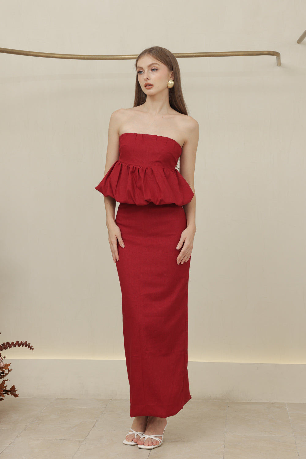 Strapless hotsell maroon dress