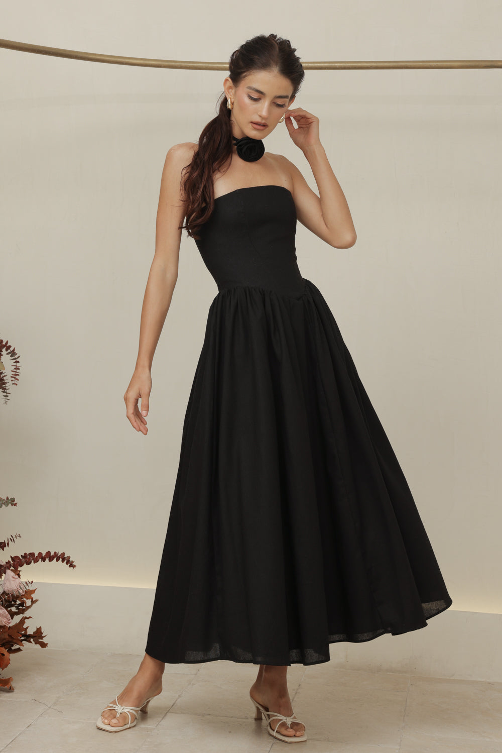 COCO DRESS Strapless Baroque Style Waist Midi Dress with Floral Neckpiece (Black Linen)