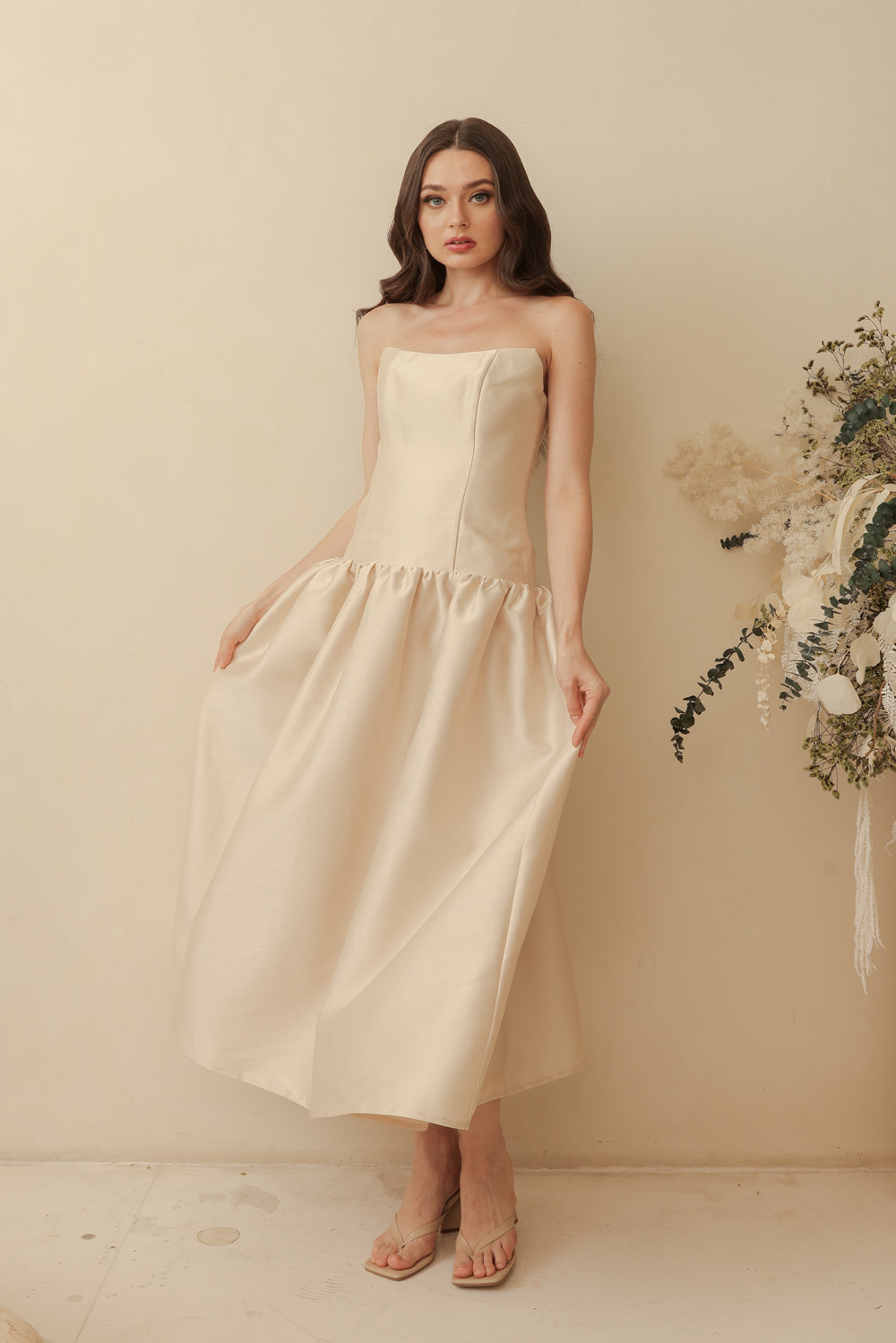 PROVENCE Strapless Drop Waist Midi Dress (Light Gold Gazaar)