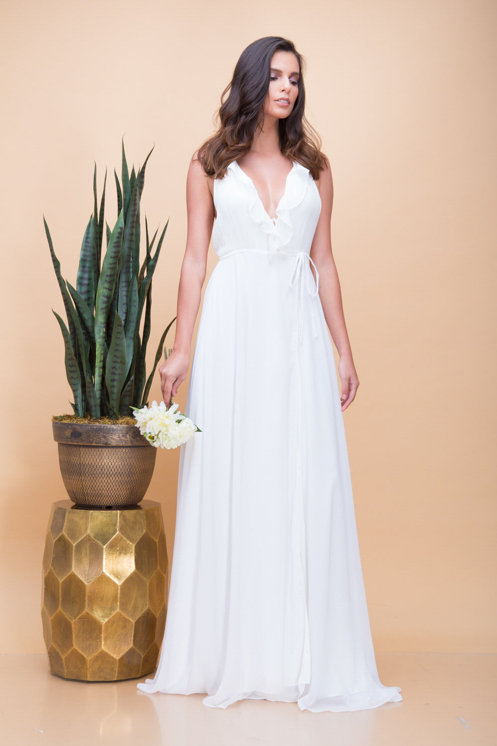 White chiffon hot sale maxi dress