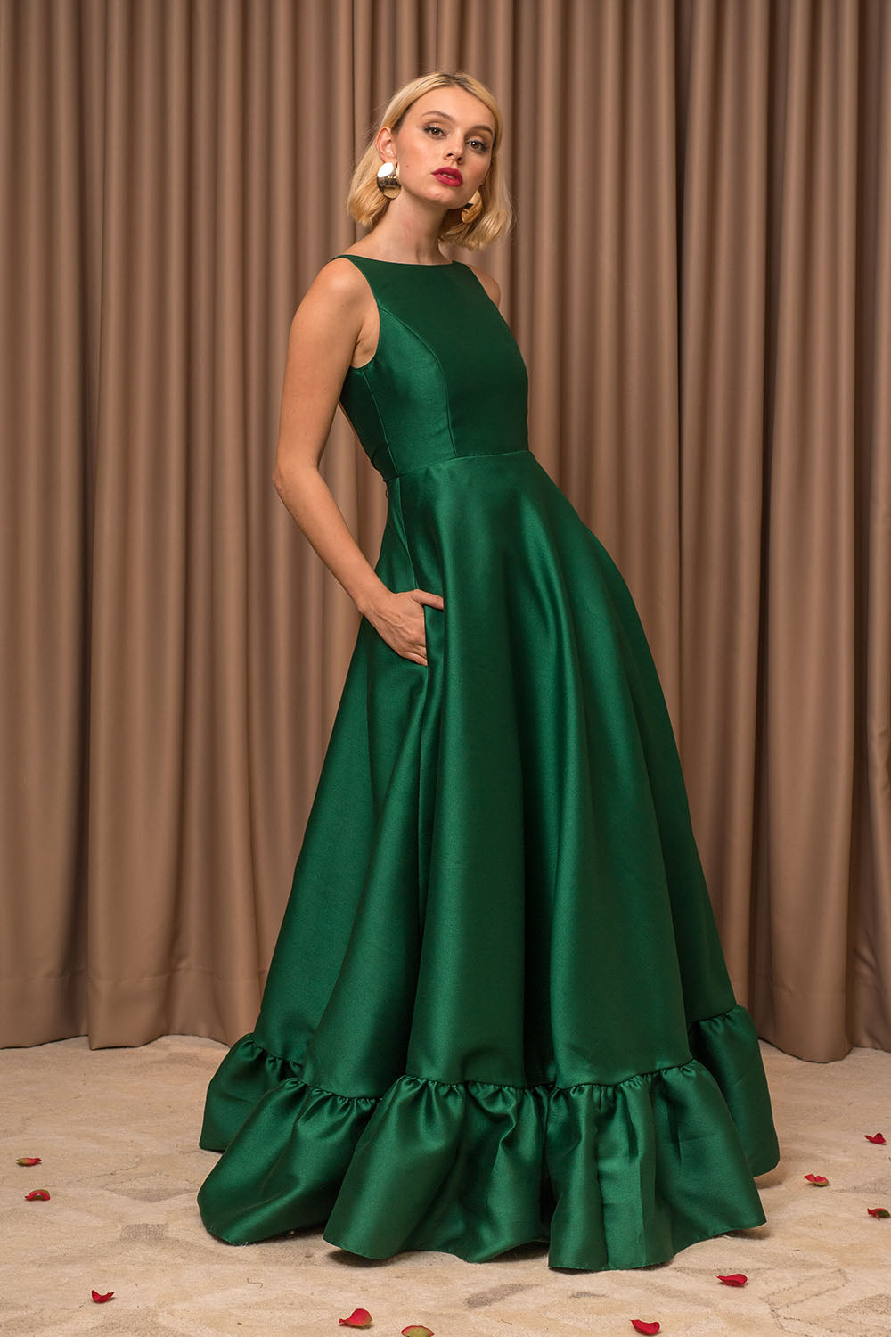 I DO BY ZOO CARMEN Deep U-Back Gown with Ruffled Skirt & Pockets (Emerald Green Gazaar) I DO BY ZOO CARMEN Deep U-Back Gown with Ruffled Skirt & Pockets (Emerald Green Gazaar)